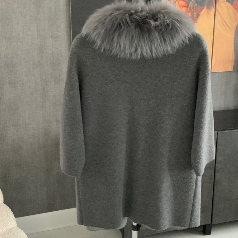 Sam-Rone Gray Wool & cashmere vest with Plush Fur Collar L-40 - Picture 3 of 6